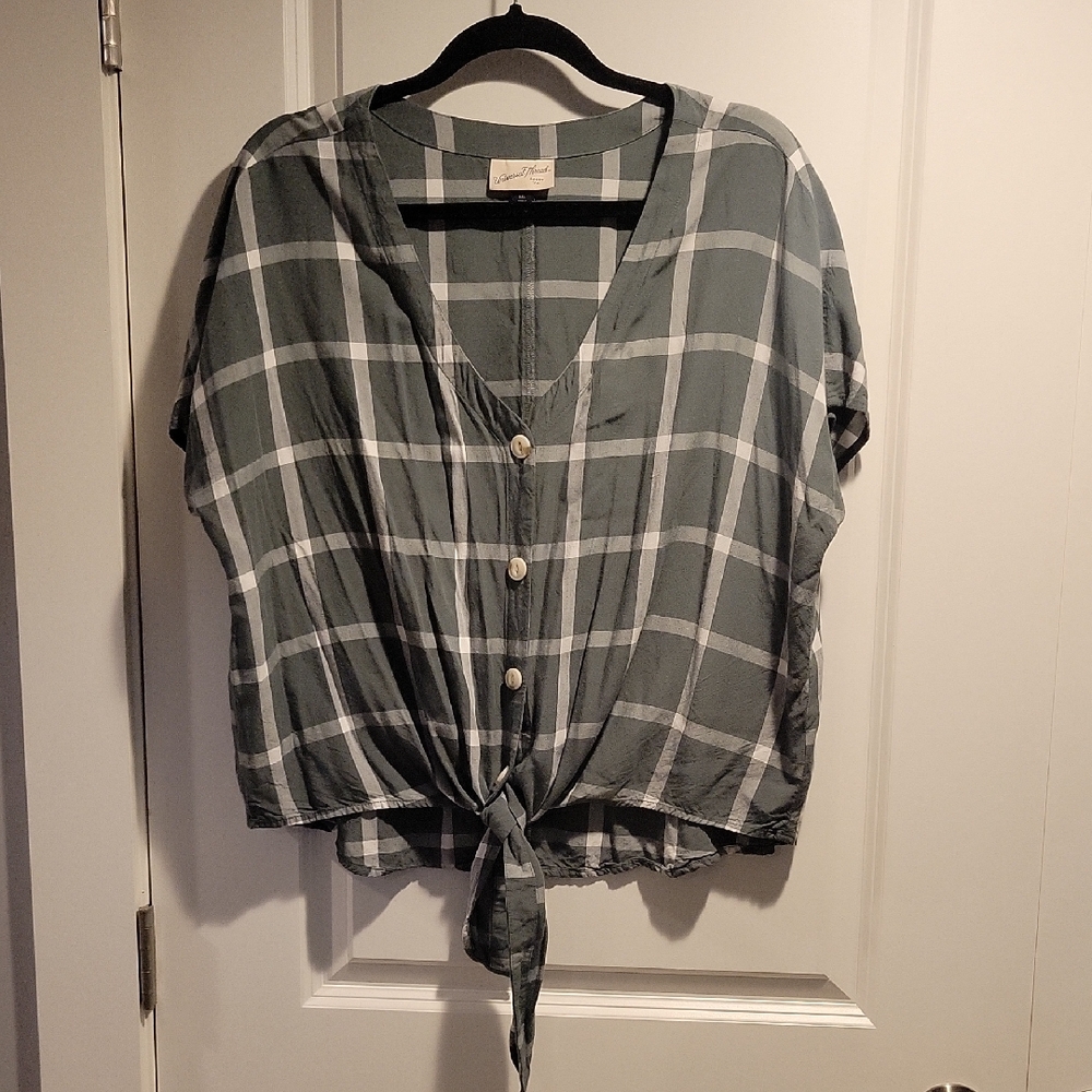 Universal Thread Top - image 1